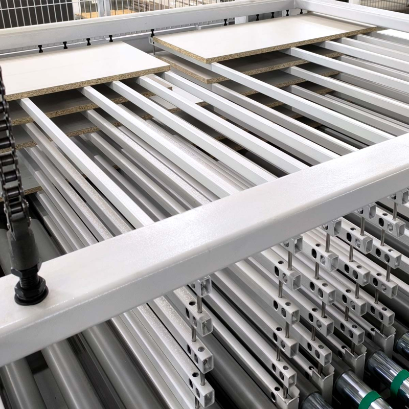 Buffer KHS-330 for automatic lines