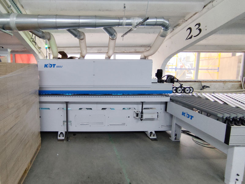 Automated four-side edge-banding station