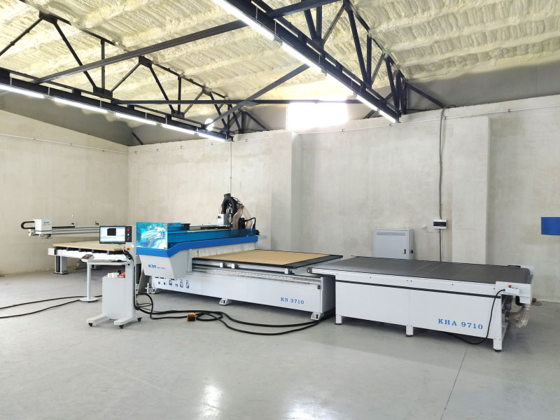 Automated line based on CNC machining center KN-3710DE