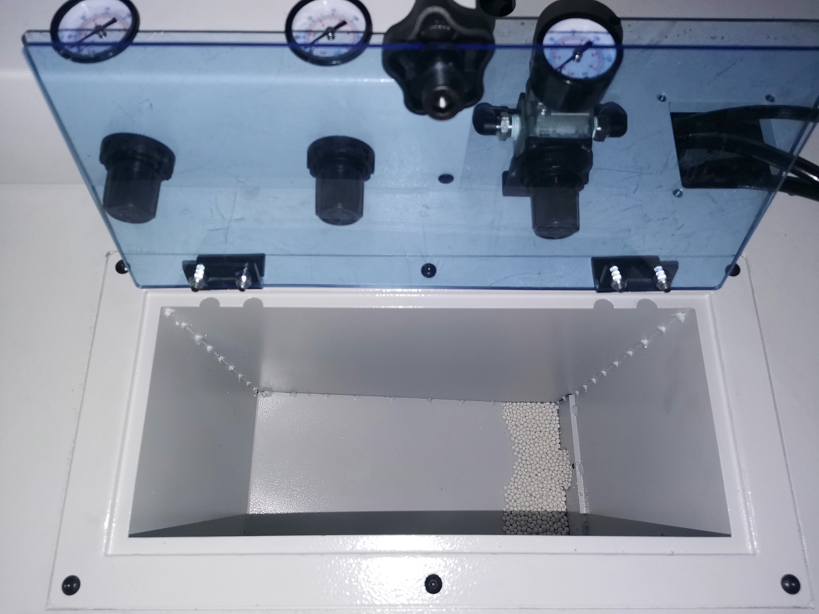 glue hopper