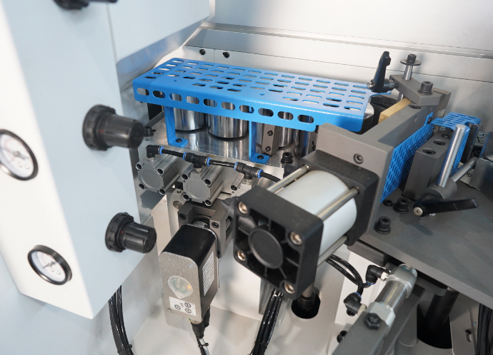 Clamping unit