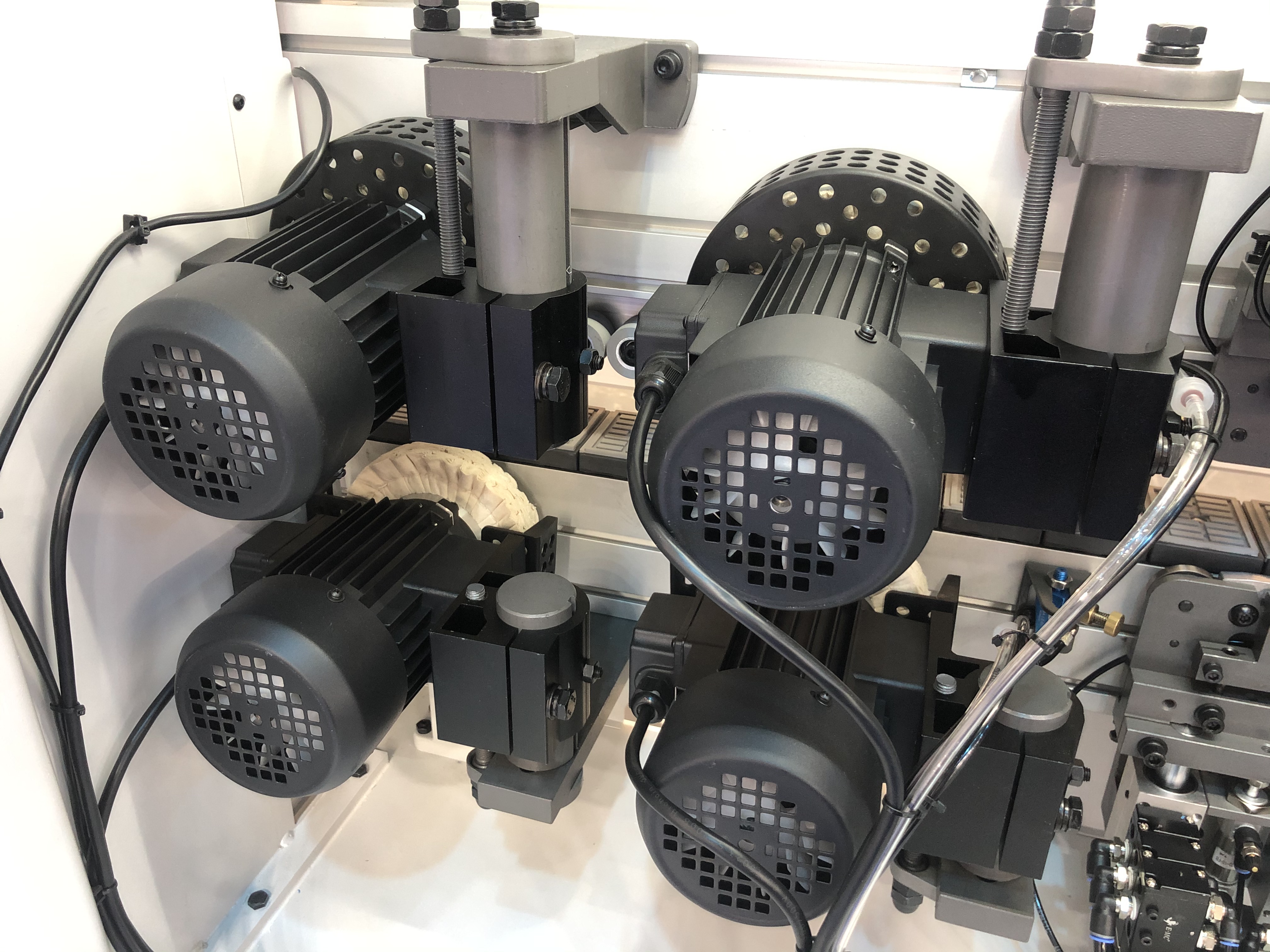 polishing unit