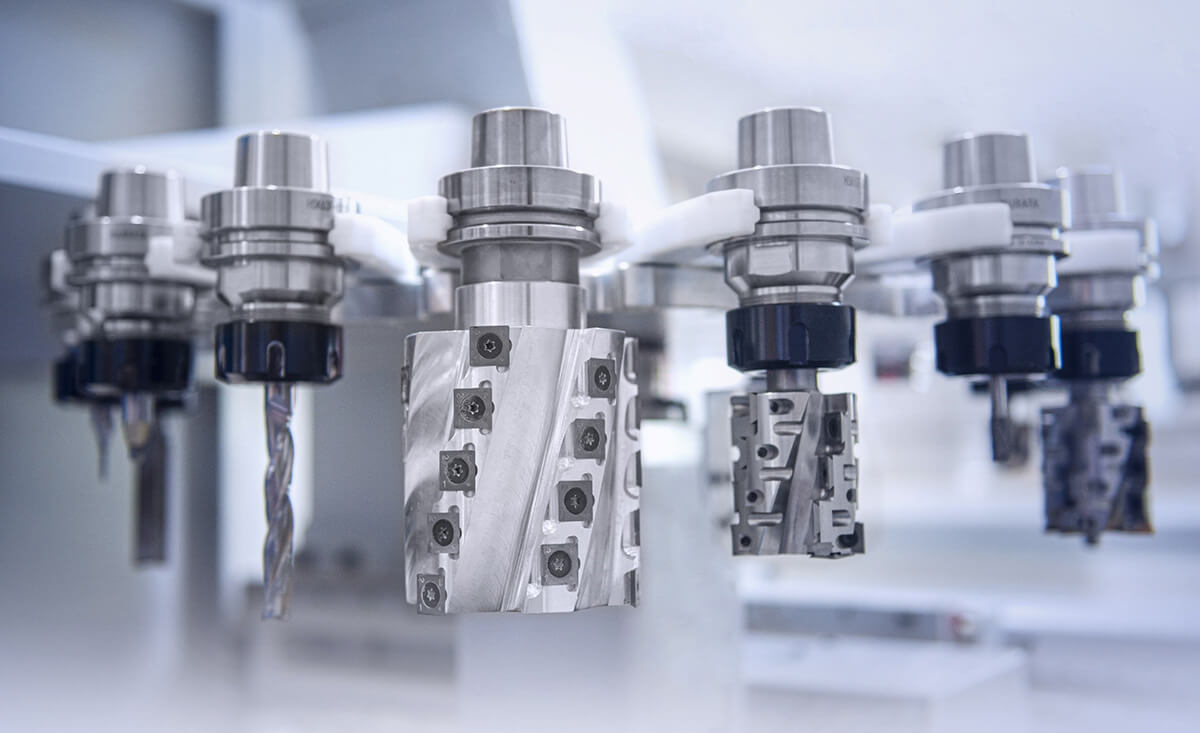 Rotary tool change with 16 positions