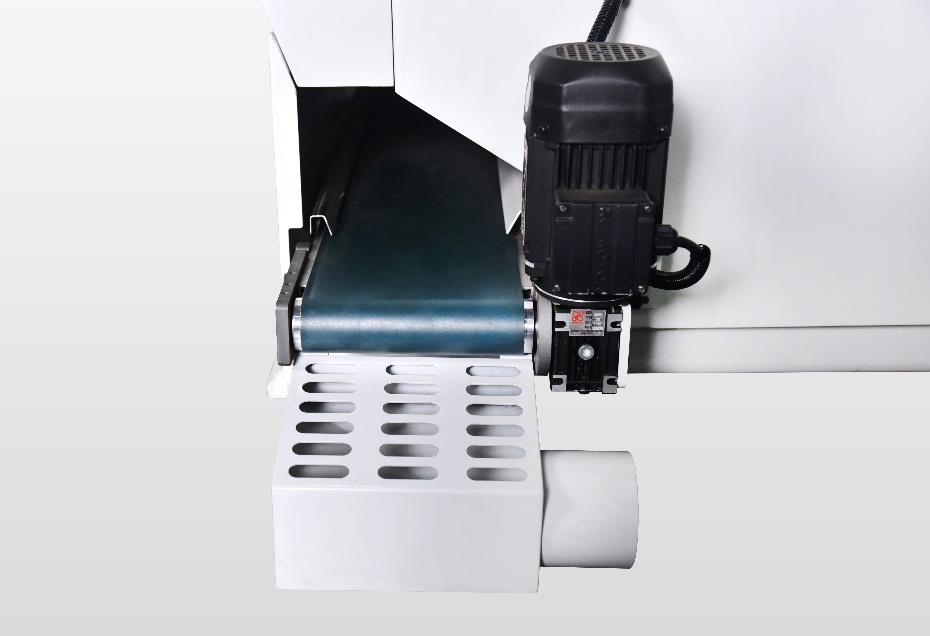 chip and piece removal conveyor