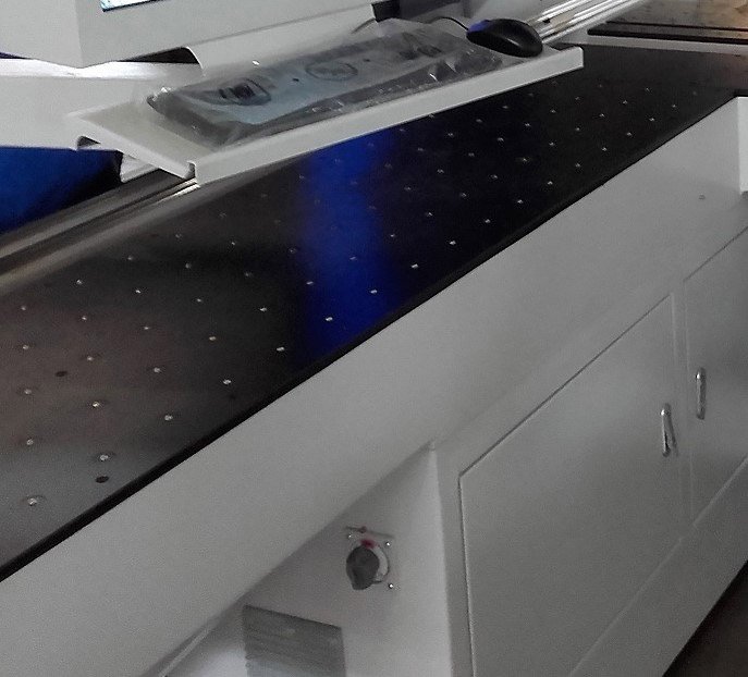 air cushion work tables